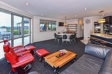 Photo of property in 17 Mark Ball Drive, Pokeno, 2402