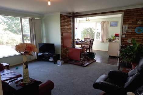 Photo of property in 96 Marlow Road, Aranui, Christchurch, 8061