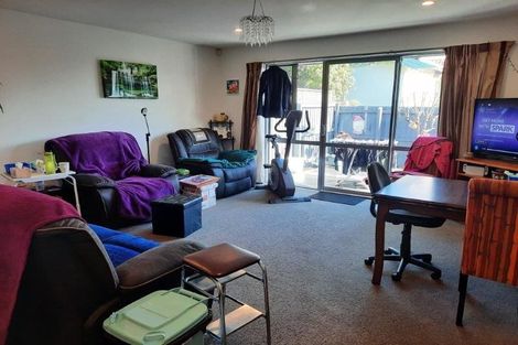 Photo of property in 10 North Avon Road, Richmond, Christchurch, 8013