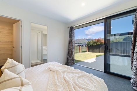 Photo of property in 33 Peterley Road, Lower Shotover, Queenstown, 9304