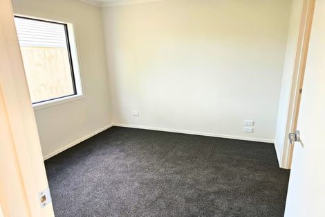 Photo of property in 1/5 Chevis Place, Pakuranga, Auckland, 2010