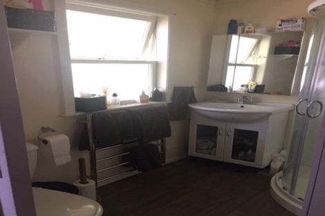 Photo of property in 369 Triangle Road, Henderson, Auckland, 0610