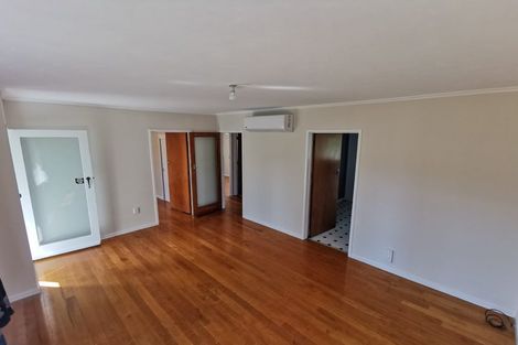 Photo of property in 2/34 Chartwell Avenue, Glenfield, Auckland, 0629