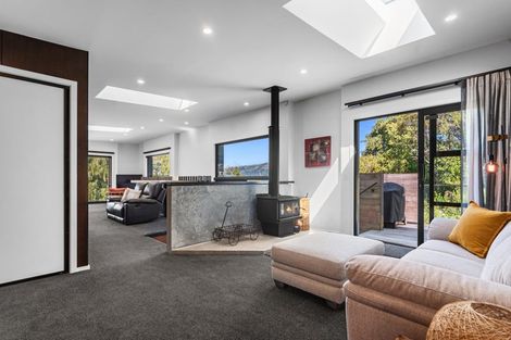 Photo of property in 9 Woodills Road, Akaroa, 7520