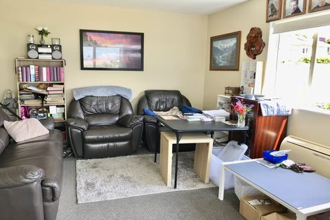 Photo of property in 50 Onslow Street, Bluff, 9814