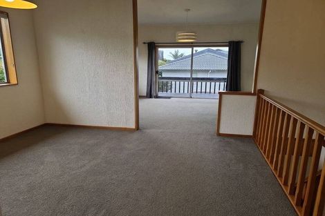 Photo of property in 84a Marine Parade, Mellons Bay, Auckland, 2014