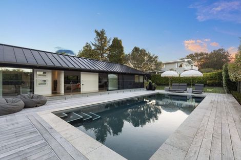 Photo of property in 48 Parkhill Road, Mellons Bay, Auckland, 2014