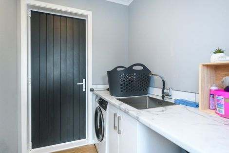 Photo of property in 2 Oldfield Lane, Marton, 4710