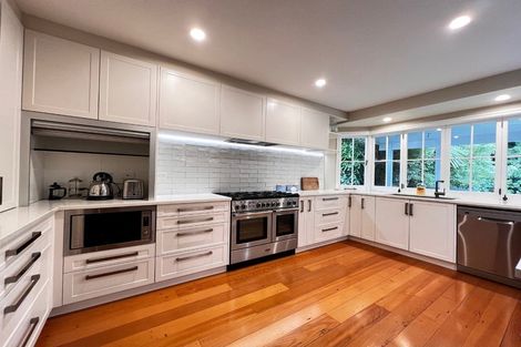 Photo of property in 25 Shoal Bay Road, Devonport, Auckland, 0624