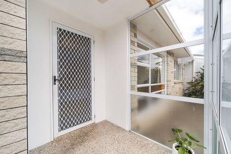 Photo of property in 28b Wood Street, Takaro, Palmerston North, 4410