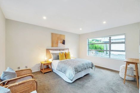 Photo of property in 29 Meteor Place, Schnapper Rock, Auckland, 0632