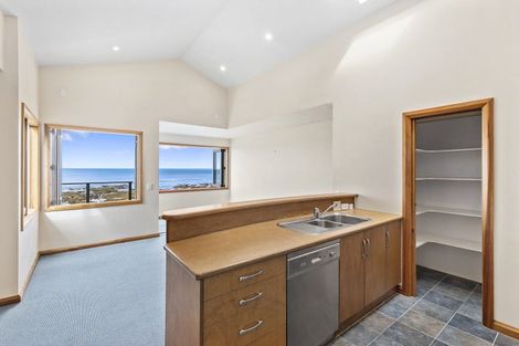 Photo of property in 441 The Esplanade, Island Bay, Wellington, 6023