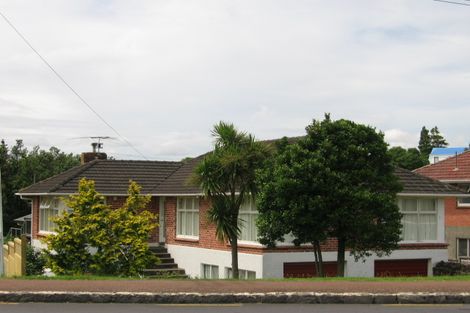 Photo of property in 514b Blockhouse Bay Road, Blockhouse Bay, Auckland, 0600
