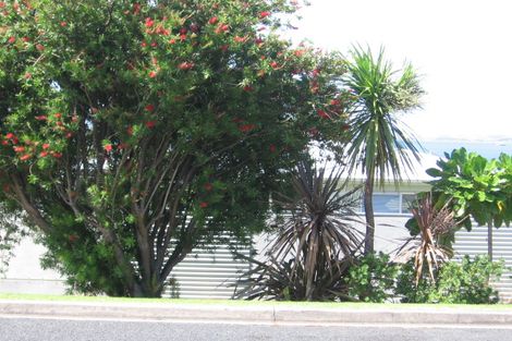 Photo of property in 1/67 Gulf View Road, Murrays Bay, Auckland, 0630