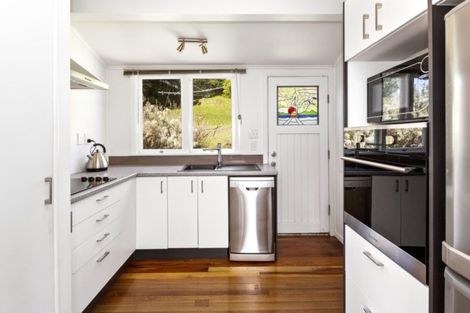 Photo of property in 32 Cluny Road, Plimmerton, Porirua, 5026