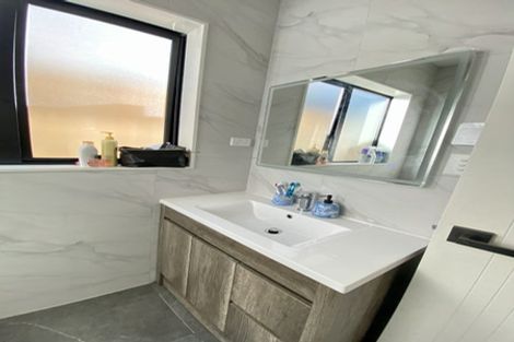 Photo of property in 15 Black Shed Road, Flat Bush, Auckland, 2019