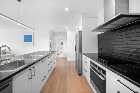 Photo of property in 19 Roslyn Farm Street, Ramarama, Drury, 2579