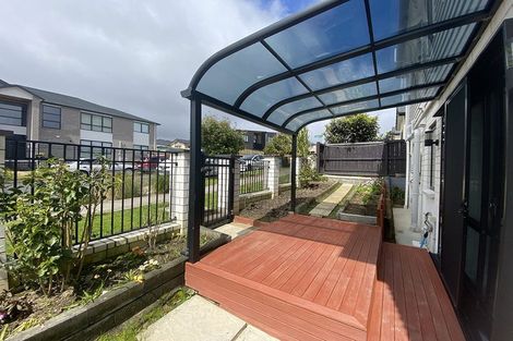 Photo of property in 81 Drumbuoy Drive, Flat Bush, Auckland, 2019