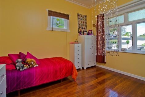 Photo of property in 54 Quadrant Road, Onehunga, Auckland, 1061