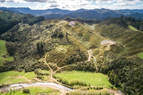 Photo of property in 270 Kaimarama Road, Kaimarama, Whitianga, 3591