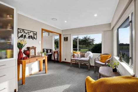 Photo of property in 242 Tawhiti Road, Hawera, 4672