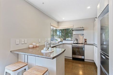 Photo of property in 10 Castle Way, Beckenham, Christchurch, 8023