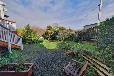 Photo of property in 83 Beach Road, Mellons Bay, Auckland, 2014