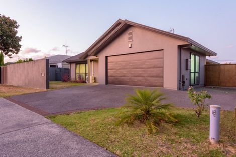Photo of property in 6 Stableford Drive, Pyes Pa, Tauranga, 3112