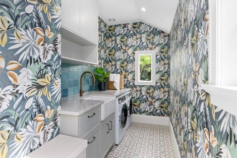 Photo of property in 9 Oakley Avenue, Claudelands, Hamilton, 3214