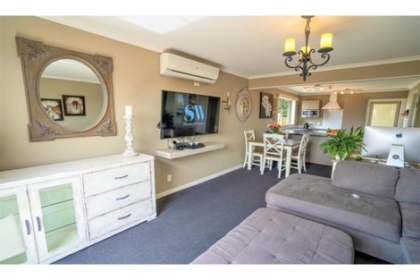 Photo of property in 69 Cargill Street, Waikiwi, Invercargill, 9810