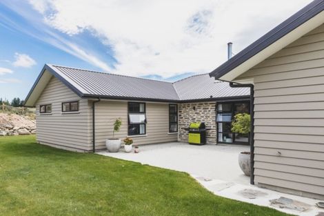 Photo of property in 64 Watkins Road, Hawea Flat, Wanaka, 9382