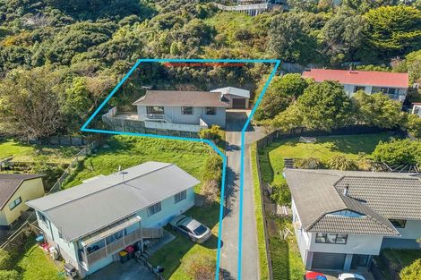 Photo of property in 64 Omapere Street, Whitby, Porirua, 5024