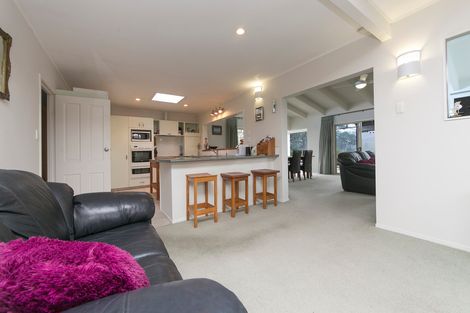 Photo of property in 33 Elliot Street, Riverhead, 0820