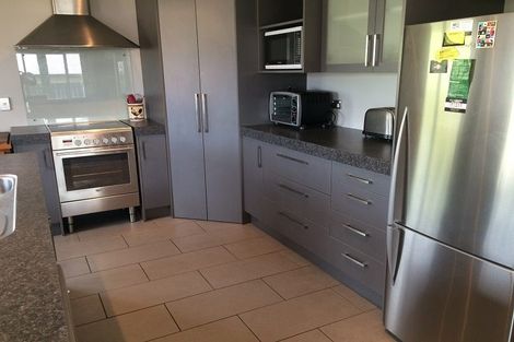 Photo of property in 10 Perrow Street, Wanaka, 9305