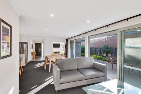 Photo of property in 14 Hillpark Drive, Pokeno, 2402