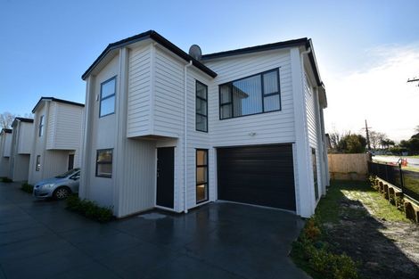 Photo of property in 26a Hutchinsons Road, Bucklands Beach, Auckland, 2014