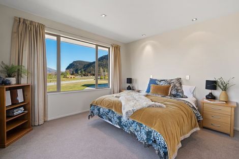 Photo of property in 28 Matheson Crescent, Albert Town, Wanaka, 9305