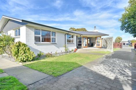 Photo of property in 6 Fairmont Place, Hornby, Christchurch, 8042