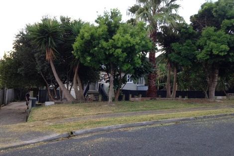Photo of property in 11a Philson Terrace, Browns Bay, Auckland, 0630