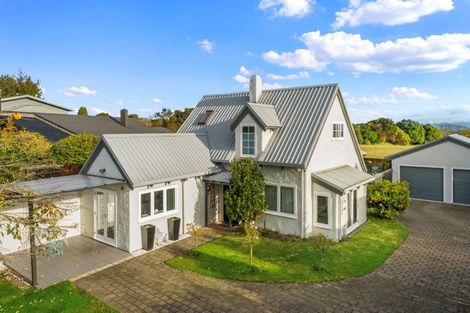 Photo of property in 61 Chesham Avenue, Waipahihi, Taupo, 3330