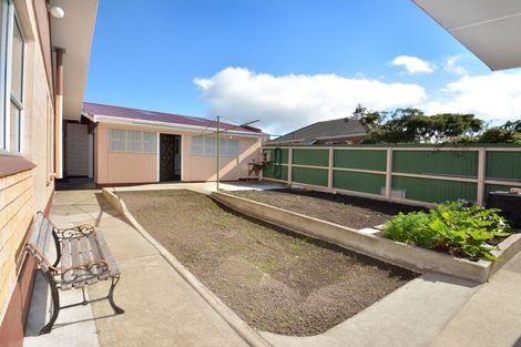 Photo of property in 9 Duckworth Street, Andersons Bay, Dunedin, 9013