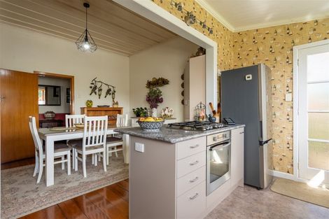 Photo of property in 16 Macfarlane Street, Kawakawa, 0210