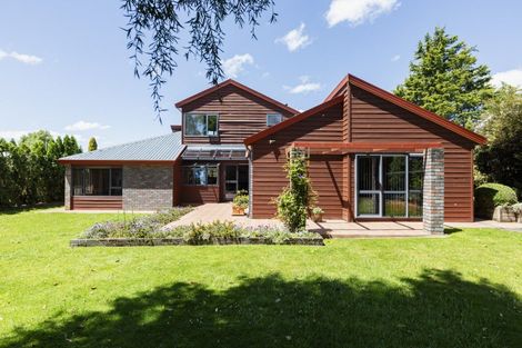 Photo of property in 8 Willow Grove, Waipukurau, 4200