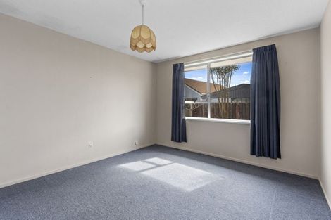 Photo of property in 2/8c Heaphy Place, Casebrook, Christchurch, 8051