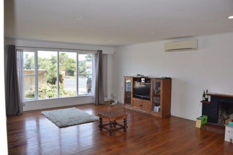 Photo of property in 24 Metcalfe Road, Ranui, Auckland, 0612