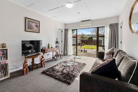 Photo of property in 17 Hewer Crescent, Naenae, Lower Hutt, 5011