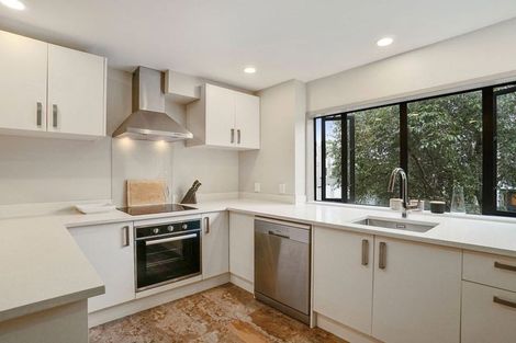 Photo of property in 8 Dovedale Place, Parnell, Auckland, 1010