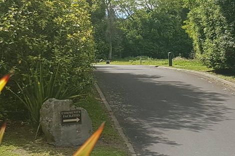 Photo of property in 58 Parawera Drive, Acacia Bay, Taupo, 3330