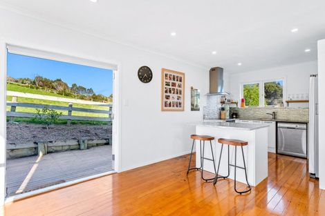 Photo of property in 484 Kanohi Road, Kaukapakapa, 0873