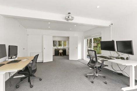 Photo of property in 17a Delhi Crescent, Khandallah, Wellington, 6035